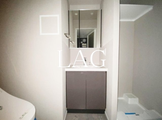 洗面設備　洗面台です。