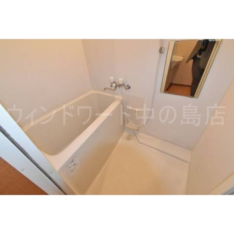 バス・シャワールーム　詳細は、ウィンドワード中の島までご相談下さい。