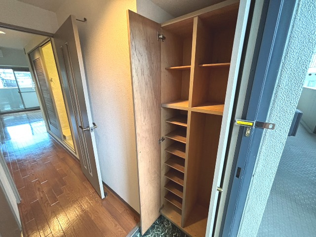 収納　同物件、別号室