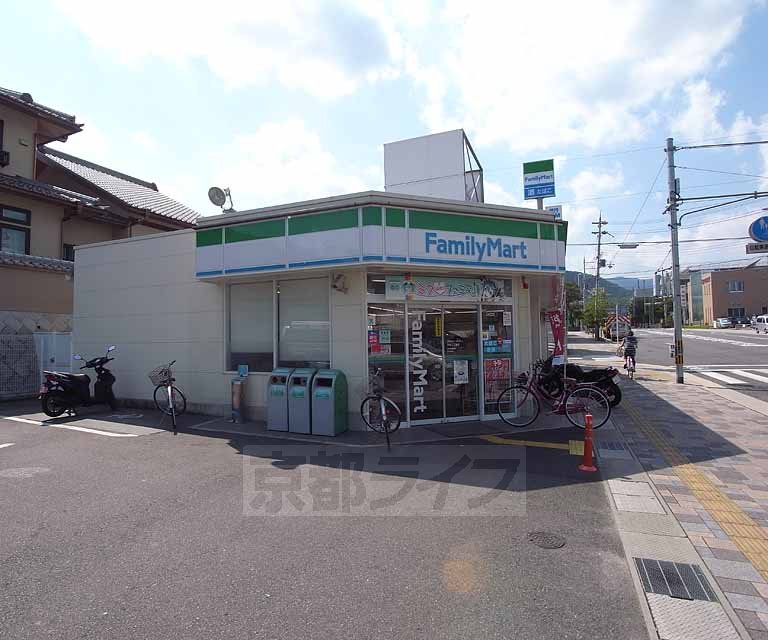 コンビニ　ファミリーマート今里二丁目店（コンビニ）まで500m