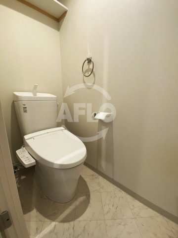 トイレ　セゾンラトゥールMIYAKOJIMA　トイレ