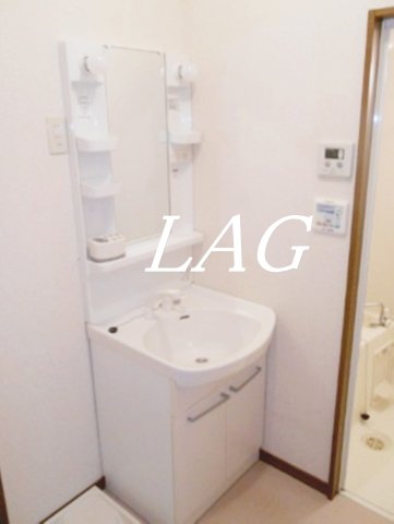 洗面設備　洗面台です。