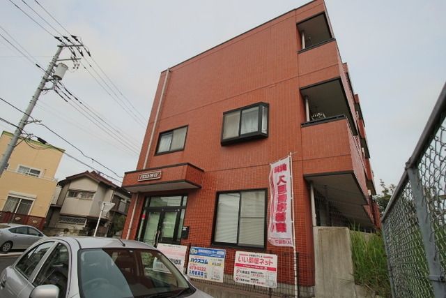 建物外観　おしゃれな外観