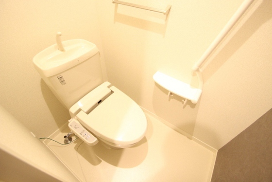 トイレ　※別部屋の写真です