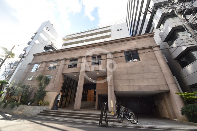 建物外観　ラクメンビル　外観