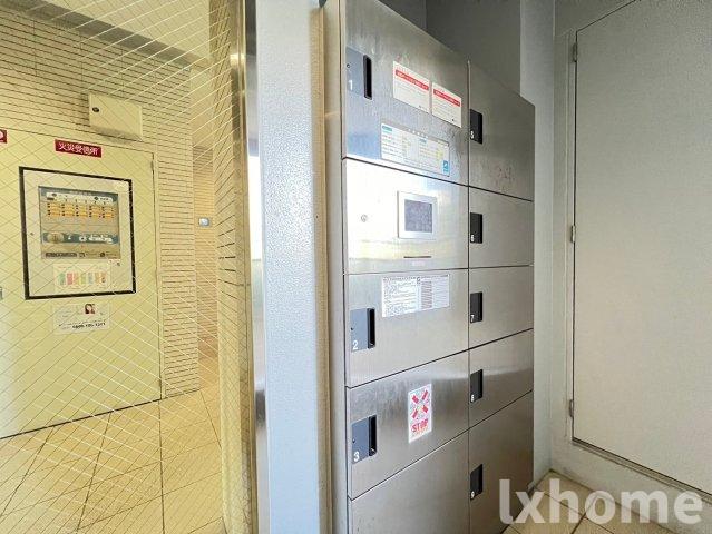 エントランス　清潔なエントランスです