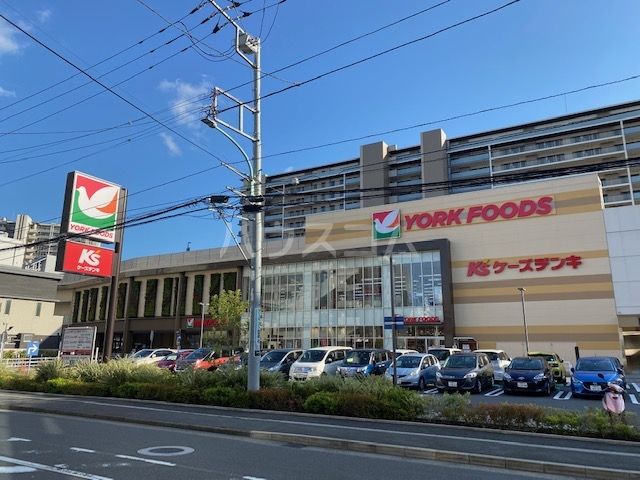 スーパー　イトーヨーカドー（スーパー）まで698m