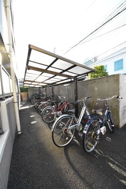 駐車場　駐輪場