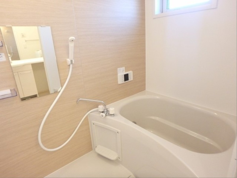 バス・シャワールーム　図面と現状に相違がある場合には現状を優先