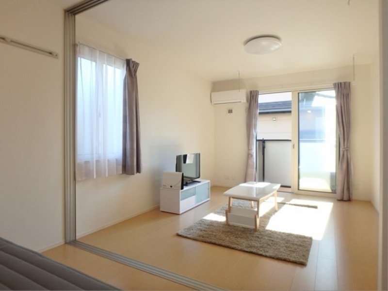 居室・リビング　図面と現状に相違がある場合には現状を優先