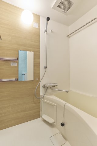 バス・シャワールーム　きれいなお風呂です