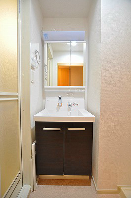 洗面設備　洗面脱衣所/シャワー付き洗面台