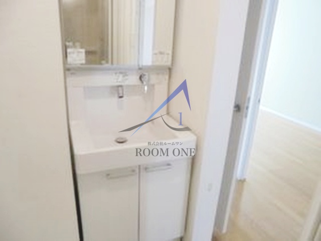 洗面設備　洗面台です。