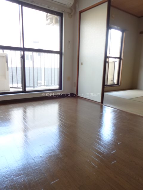 居室・リビング　リビング