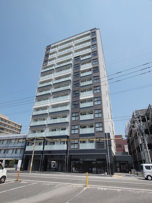 建物外観　JR小倉駅至近のデザイナーズマンション。