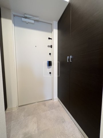 玄関　エステムコート大阪WESTII　玄関スペース