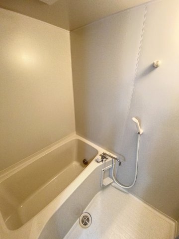 バス・シャワールーム　バスルーム