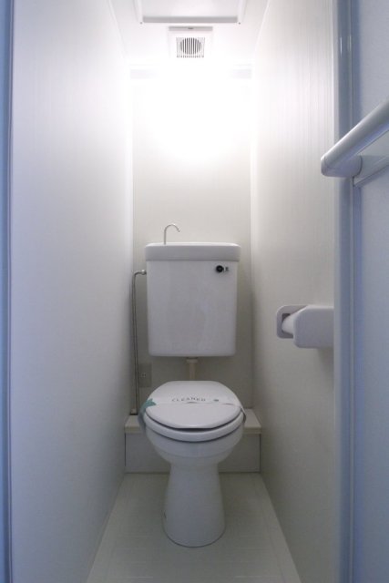 トイレ　コンパクトで使いやすいトイレです