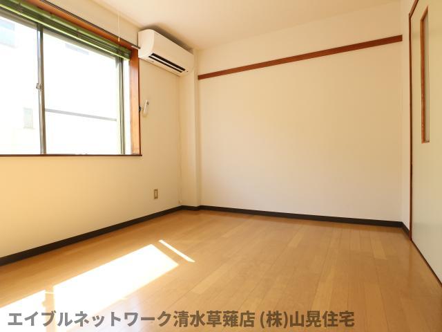 居室・リビング　使いやすい居間です