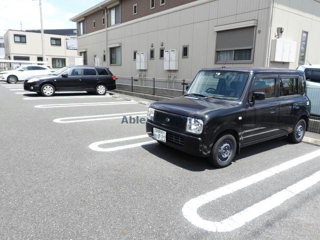 駐車場　駐車場