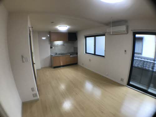 居室・リビング　広々12.1帖のリビングです♪