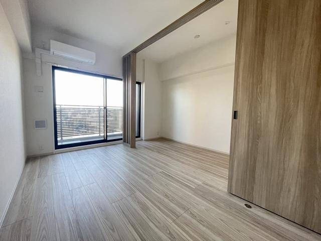 居室・リビング　東向きのお部屋です。