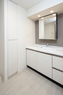 洗面設備　■独立洗面台■室内洗濯機置き場