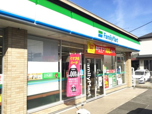 コンビニ　ファミリーマート 千成西店（コンビニ）まで383m