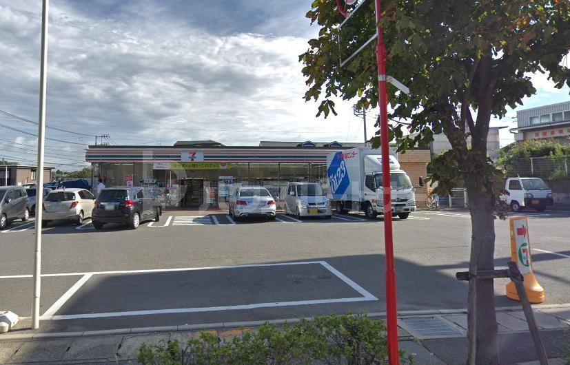 コンビニ　セブンレイブン船橋駿河台1丁目店（コンビニ）まで90m