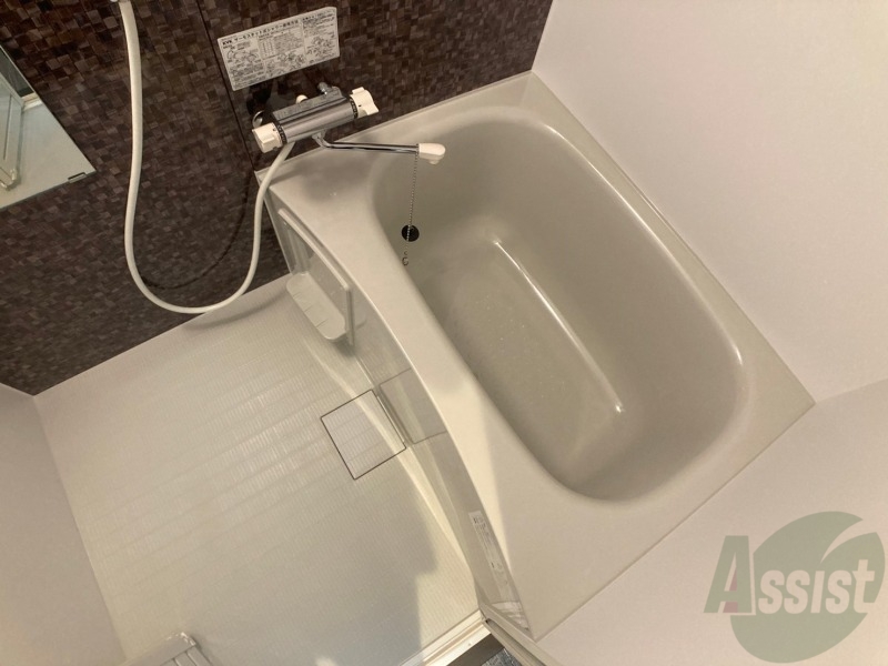 バス・シャワールーム　お風呂です。ゆっくりお風呂につかるのも体に良いですね～