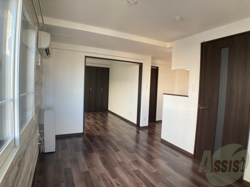 居室・リビング　広くてキレイなお部屋が広がっていて、充実した生活が送れそう。