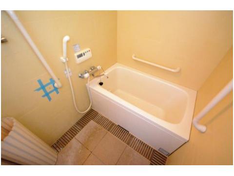 バス・シャワールーム　追い焚き機能付きです♪