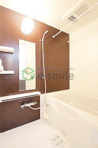 バス・シャワールーム　お風呂で日々の疲れを落としましょう