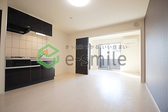 居室・リビング　ゆったり過ごせる居間です