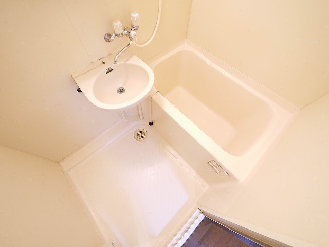 バス・シャワールーム　きれいなお風呂です