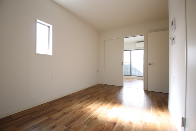 居室・リビング　※別室の参考写真の為、現況優先です。