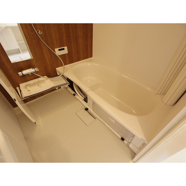 バス・シャワールーム　※写真は同型物件のものです。