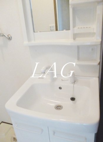 洗面設備　独立洗面台です。