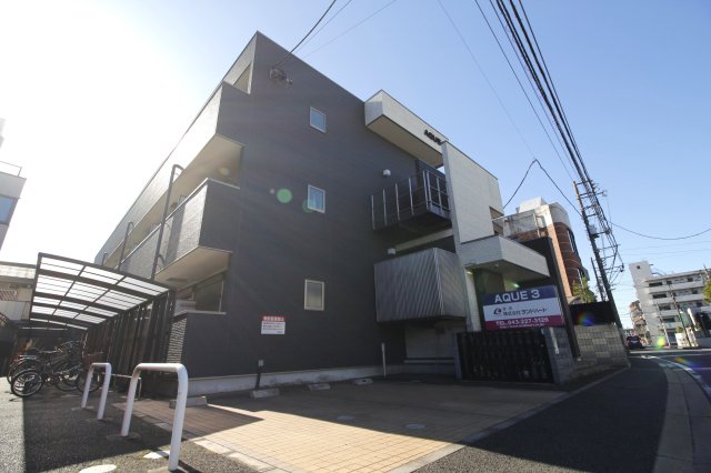 建物外観　外観は落ち着いています