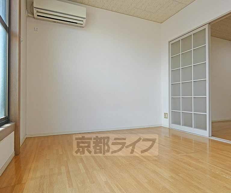 居室・リビング　居室です