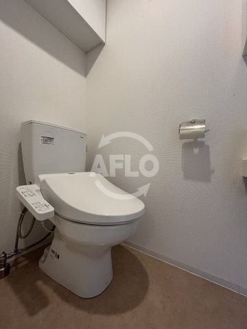 トイレ　セレニテ江坂ルフレ　トイレ