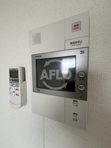 セキュリティ　セレニテ江坂ルフレモニター付きインターホン