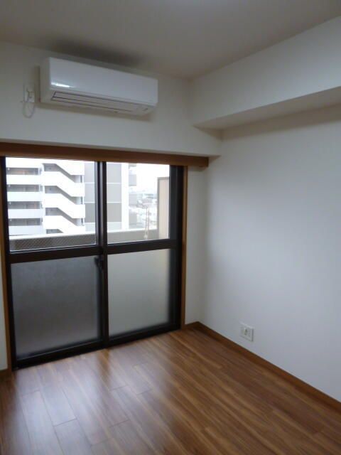 居室・リビング　※全て別号室のお写真。内装等参考にしてください。