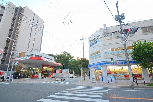 コンビニ　ローソン　北中島公園前店（コンビニ）まで71m