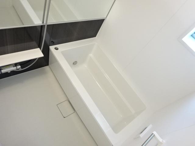 バス・シャワールーム　UB1418