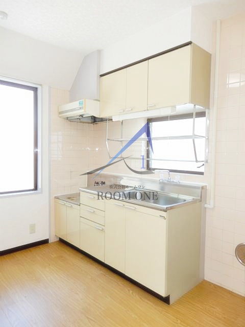 キッチン　キッチンです。