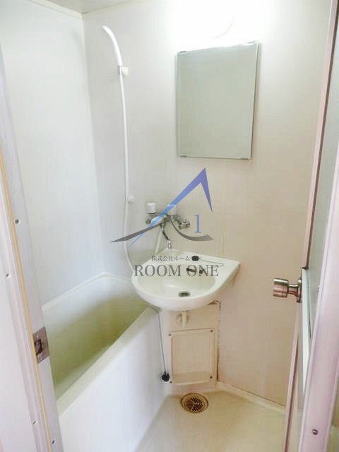 バス・シャワールーム　お風呂です。