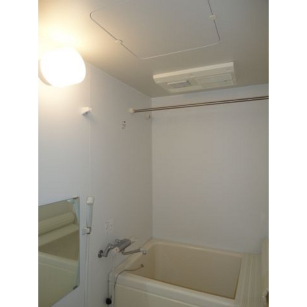 バス・シャワールーム　別号室の参考写真