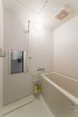 バス・シャワールーム　※９０２の写真です