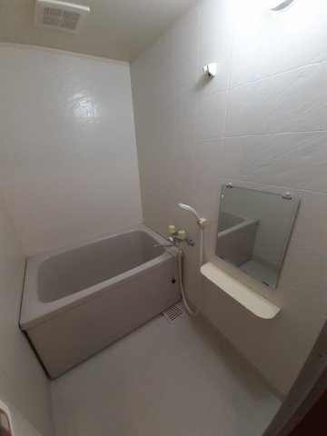 バス・シャワールーム　お風呂です